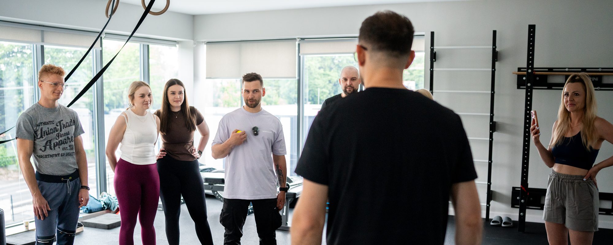 Zajęcia praktyczne na kursie stacjonarnym Akademii Move Therapy